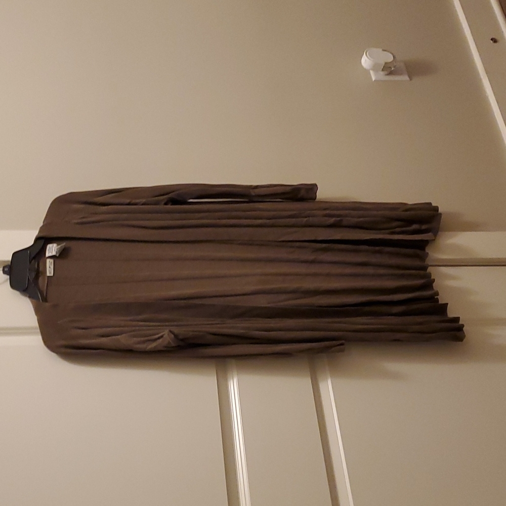 OLIVE CARDIGAN.